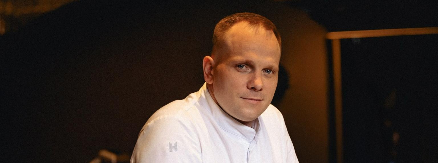 «Огонь, конина и верблюжий сыр: шеф Кирилл Громов о том, как готовить с характером»