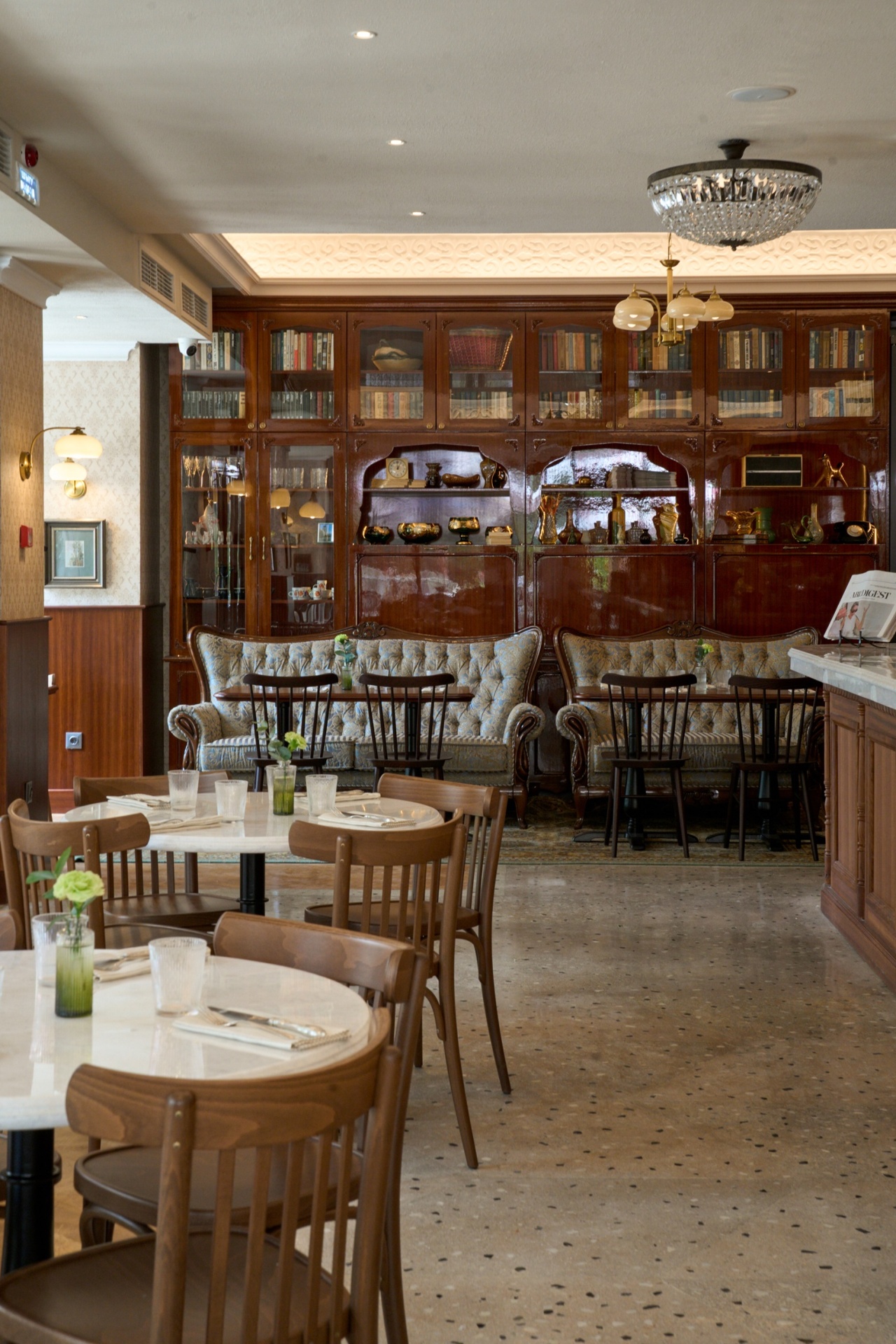 Cafe Alma: европейская гастрономия в центре Алматы Cafe Alma: европейская гастрономия в центре Алматы