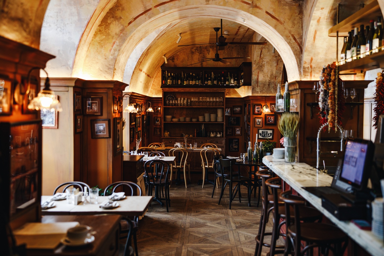 Островная таверна в ритме большого города