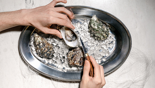 Устрицы в шампанском