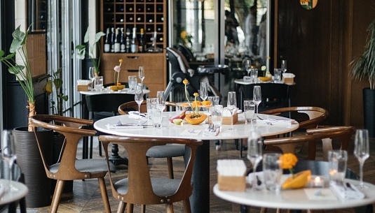 Farm to Table с видом на лето Farm to Table с видом на лето